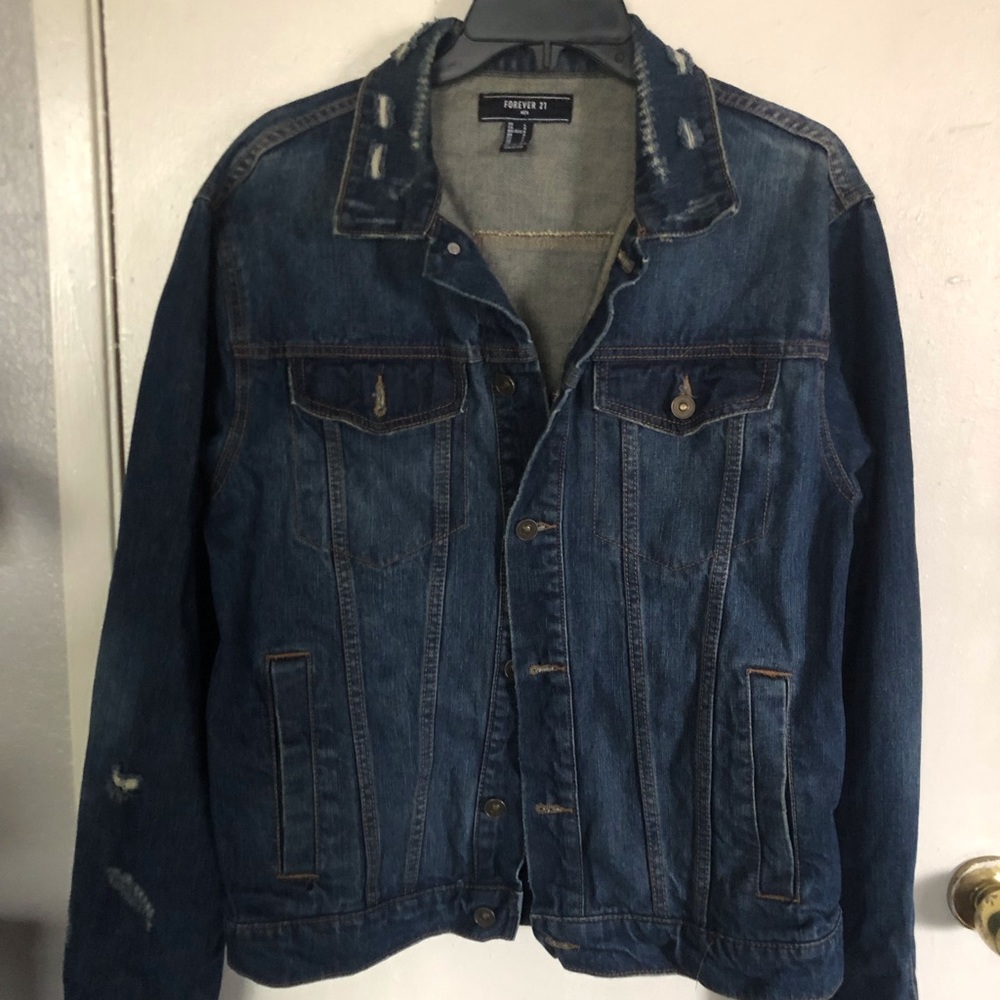 Forever 21 Men’s Distressed Denim Jacket - Picture 2 of 2